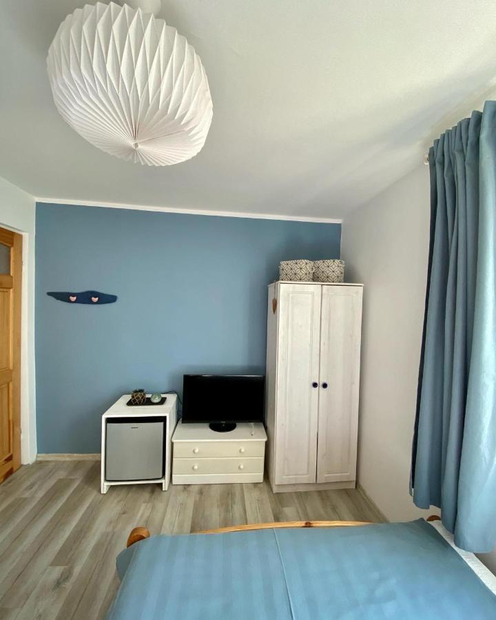 Pokoje Goscinne Ewela Łeba Esterno foto